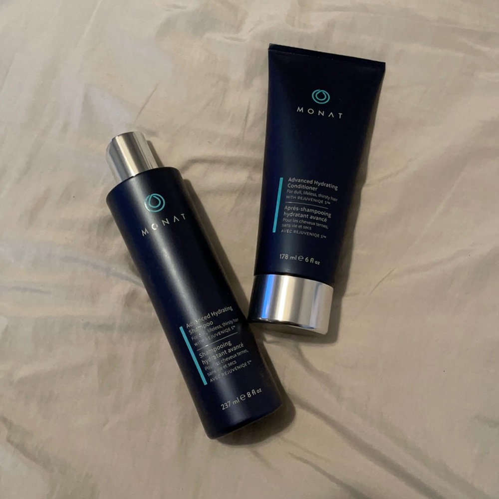 Monat Advanced Hydrating shampoo + conditioner